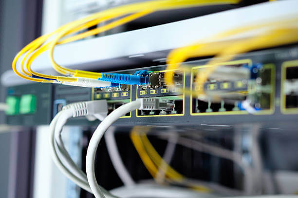 Liens fibre raccordés aux équipements réseau du site de Privas